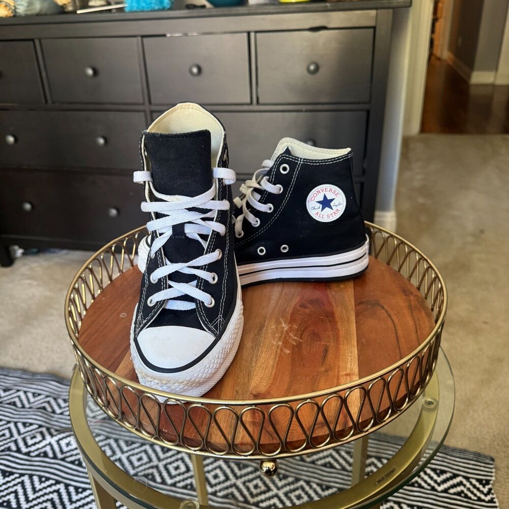 Converse All Star Chuck Taylor High Top Sneaker Black  Men’s Size 4 Woman’s 8